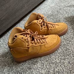 Air Force 1 High LV8 3 Wheat Size 5.5Y