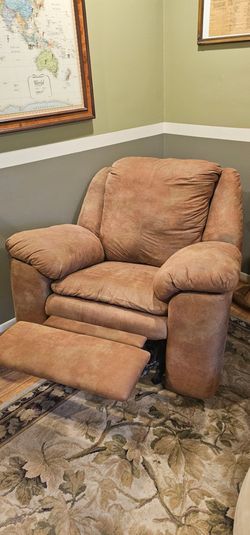 FREE Recliner