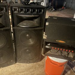 DJ SPEAKERS AND CARPETED CASE AND MIXER