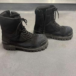 Balenciaga strike boots