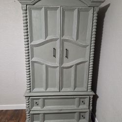 Armoire