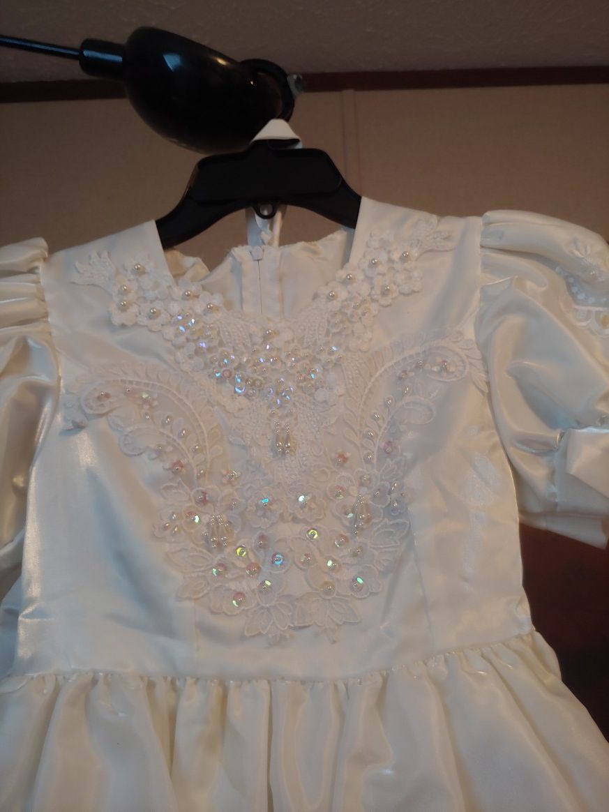 Kids dress size 8 white and pink pearls wedding dress