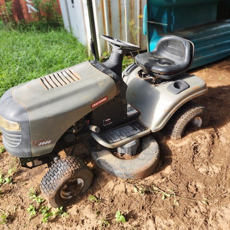Craftsman Lt2000 Craftsman 42 Inch Riding Mower Owner's