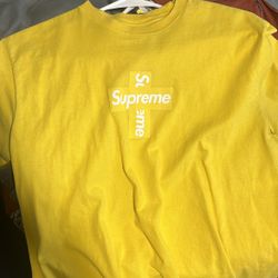 SUPREME shirt