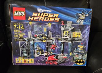 Lego set 6860 Super Heroes The Bat Cave used