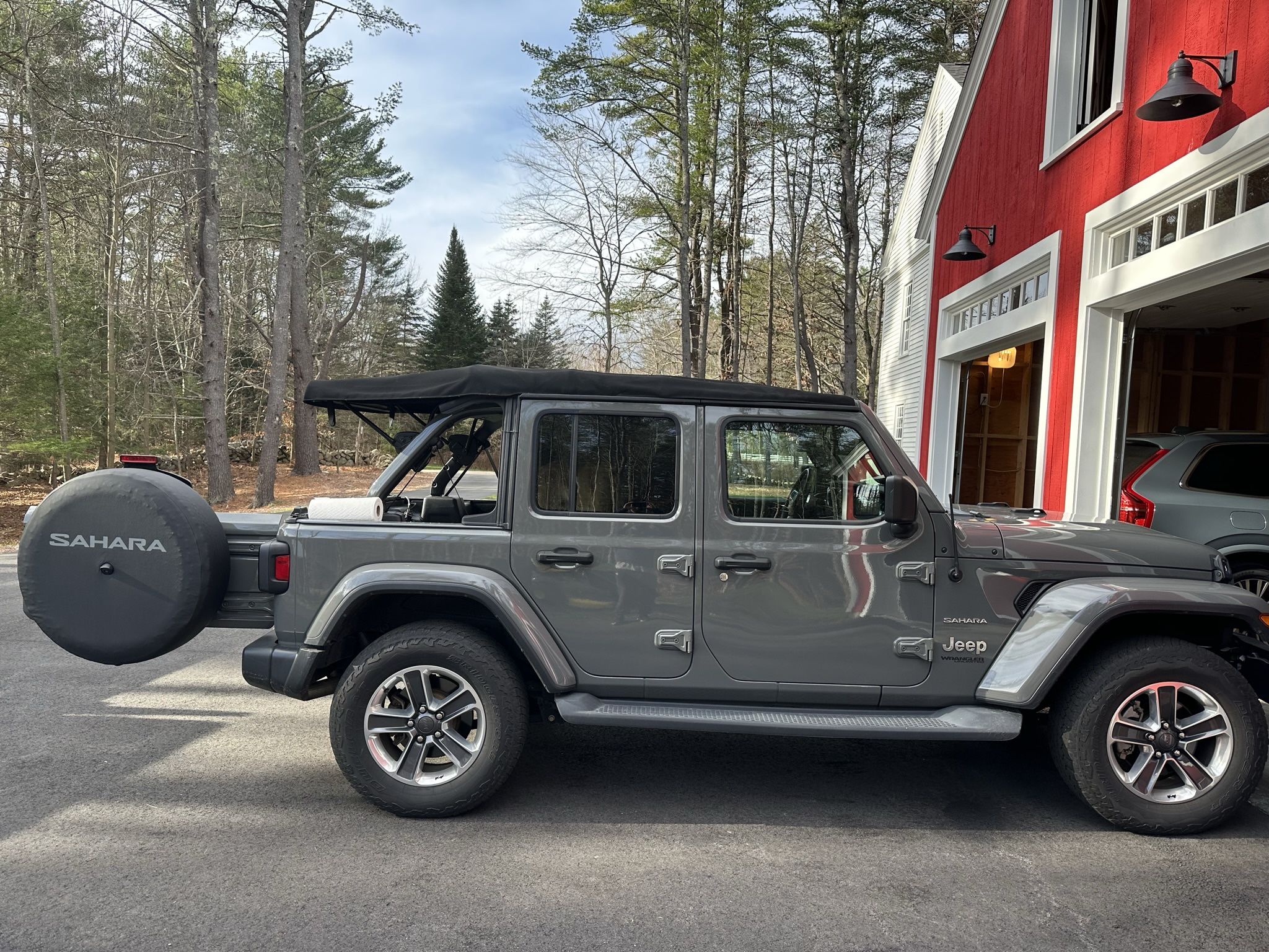 2018 - 2024 Jeep Wrangler JLU Premium MOPAR Soft top