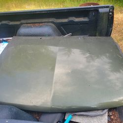 Chevrolet S10 Hood