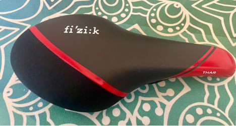 Fizik Thar MTB Saddle Black/Red