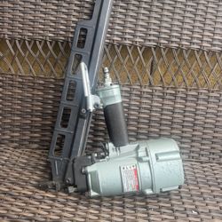 Hitachi Nail Gun