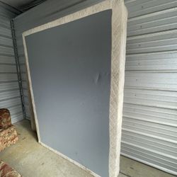 FREE Queen Mattress Box 