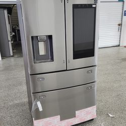 Brand New Samsung 4 Door Family Hub Stainless Steel Refrigerator With Tab