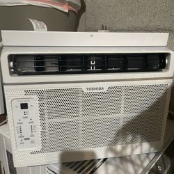 Toshiba Window A/C 6,000btu