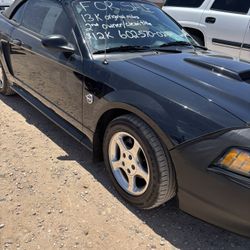 2004 Ford Mustang