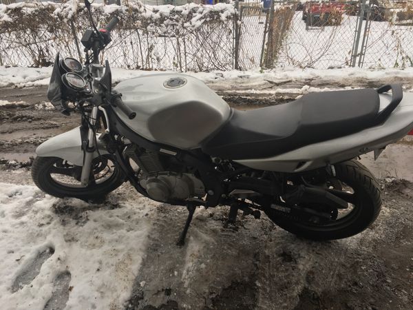2011 suzuki gs500
