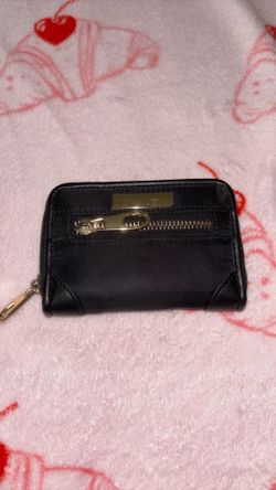 black wallet