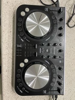 Pioneer DDJ-WeGO DJ Controller - Perfect Beginner & Intermediate Kit OBO