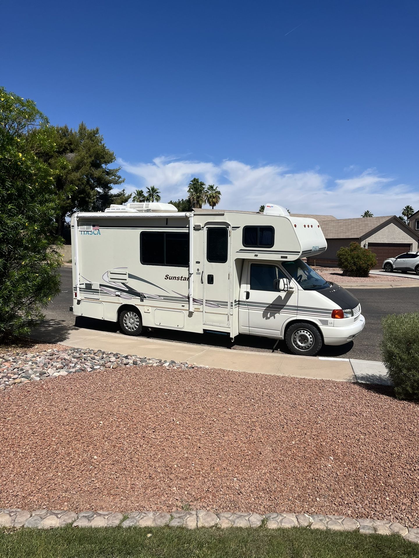 2002 Winnebago Itasca 21B