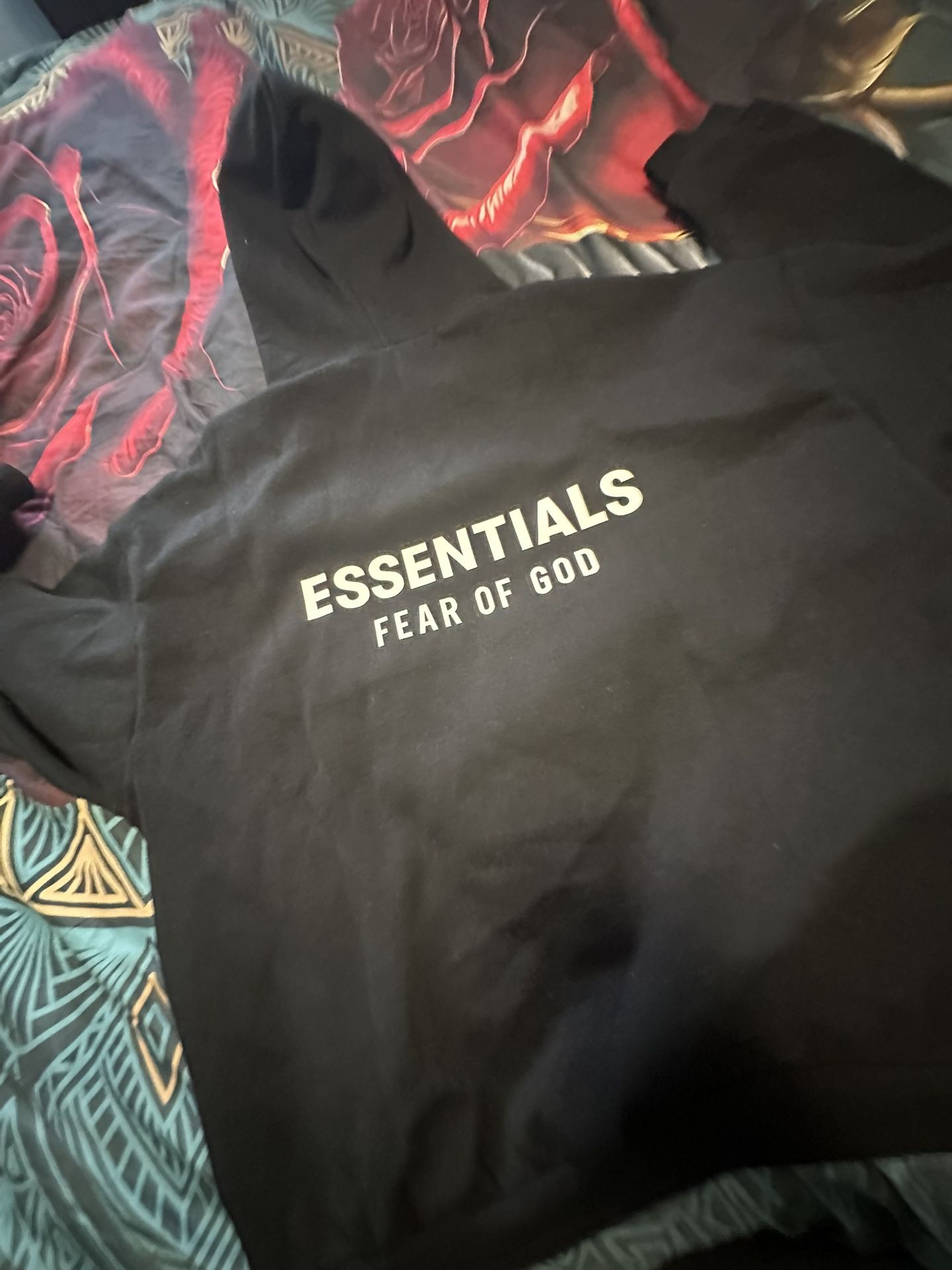 FW24 ESSENTIALS HOODIE