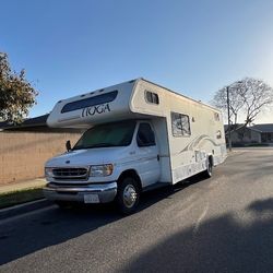 2001 Ford Ecoline E-450