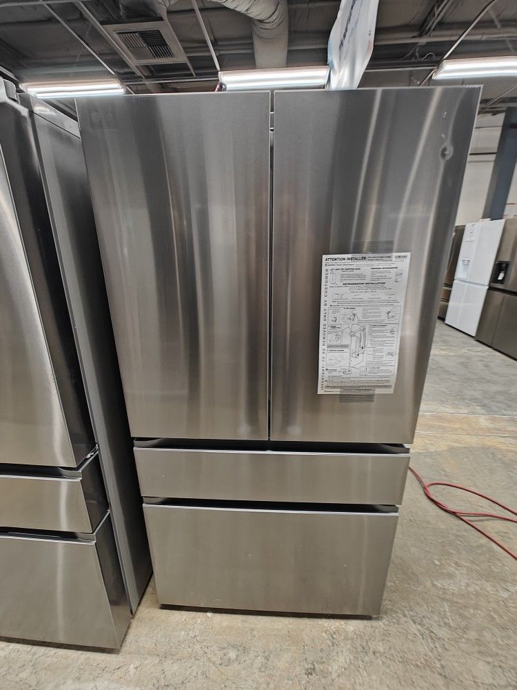 LG 4 doors refrigerator