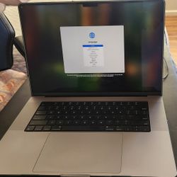 MacBook Pro M1 Pro 10-Core CPU and 16-Core GPU 16" (Late 2021) 512GB SSD