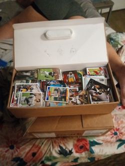 Sports Cards by the pounds Ten Twenty or thirty pounds 