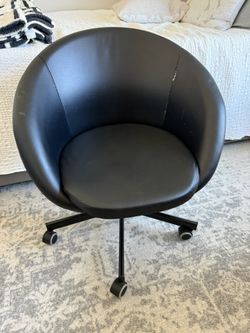 Black leather Office Chair