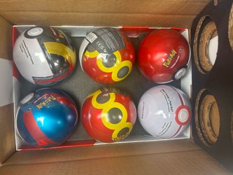 L25 Pokeball Tins