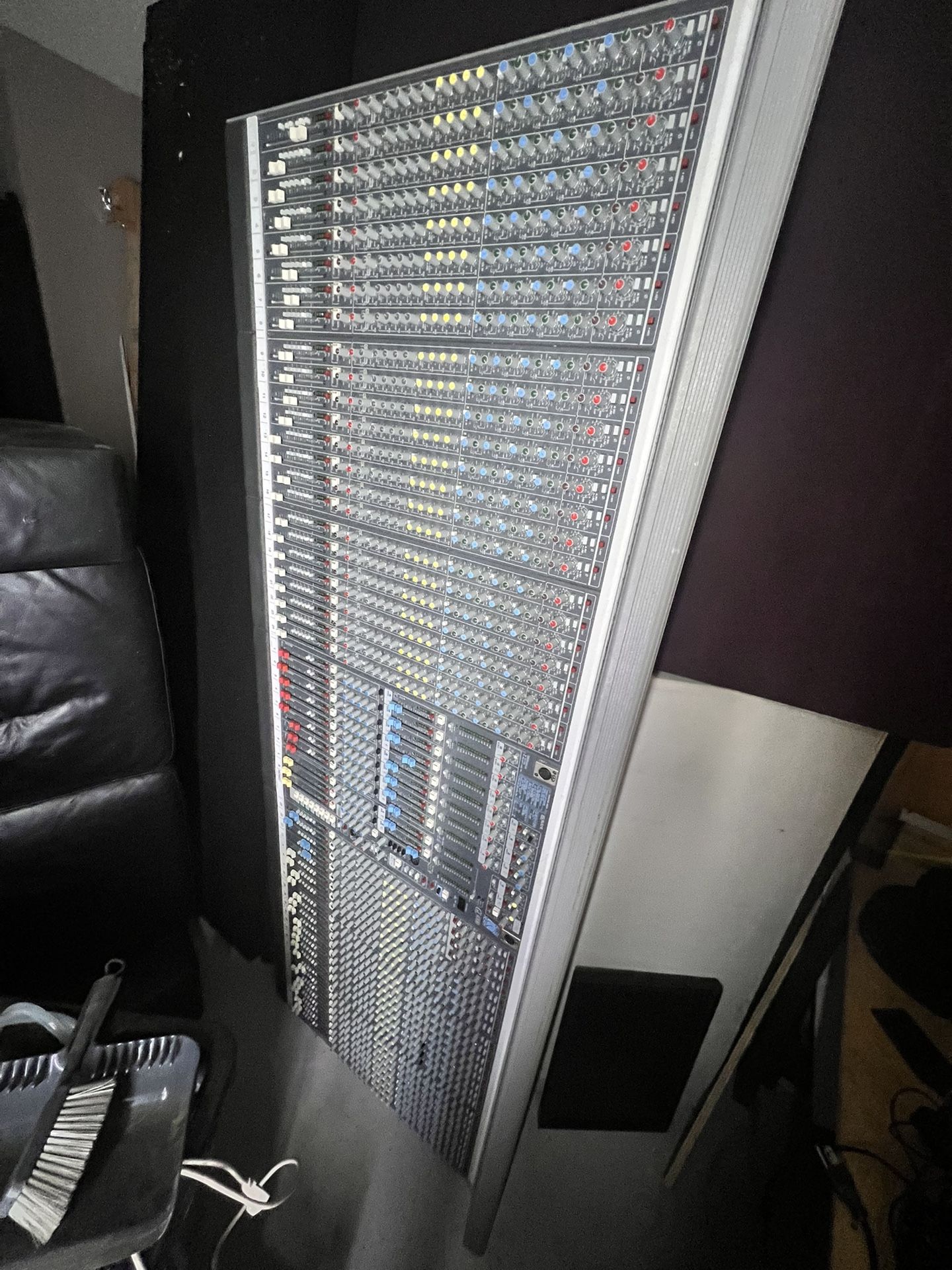 Allen & Heath GL4000 48 Channel Analog Mixer