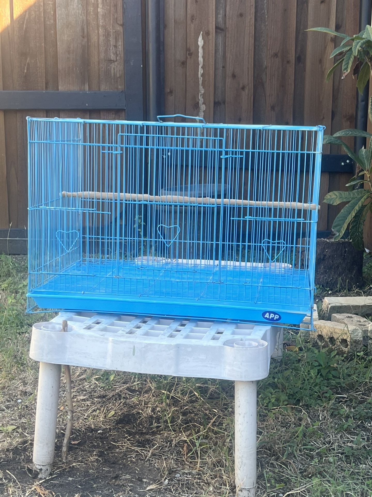 Jaula Para Pajaros En Buen Estado 