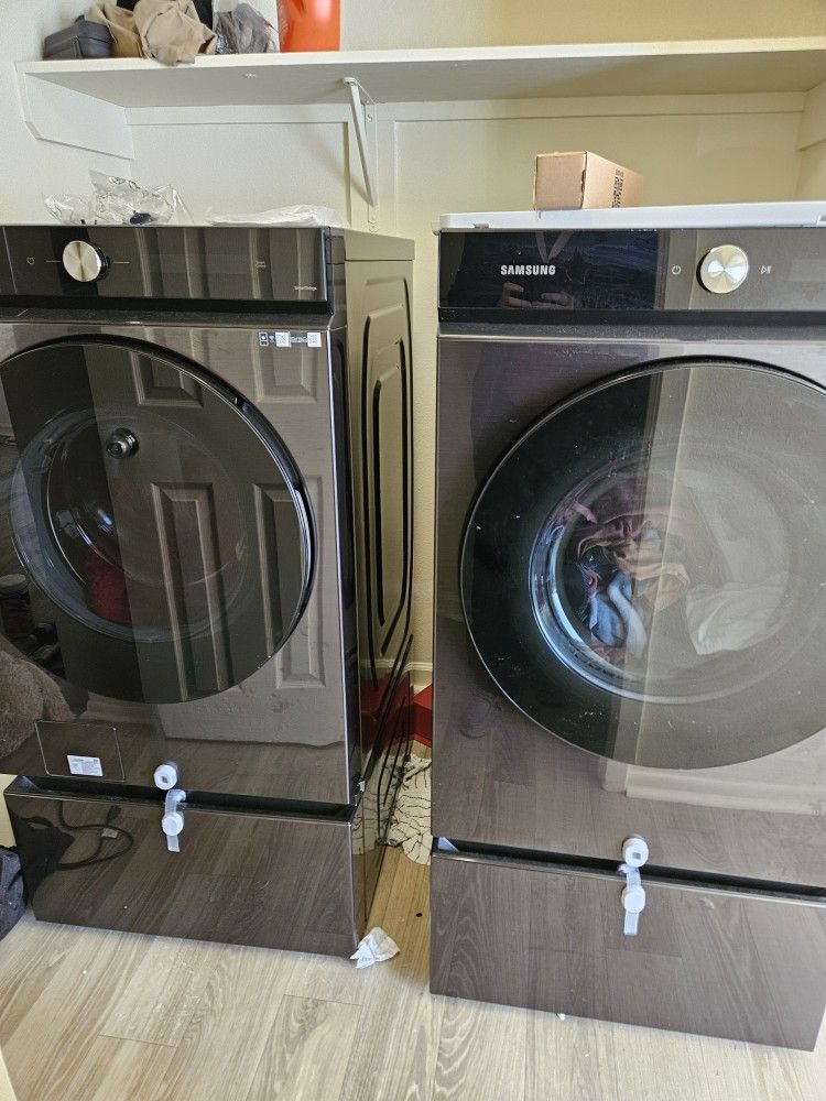Absolutely Amazing Samsung Bespoke Washer and Drier With Pedestal (5 Year Warranty Transferable
