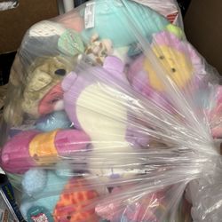 Plushies For Ya Kid Or Ya Girl