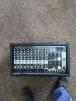 Euro Power pmp2000 , amp, amplifier