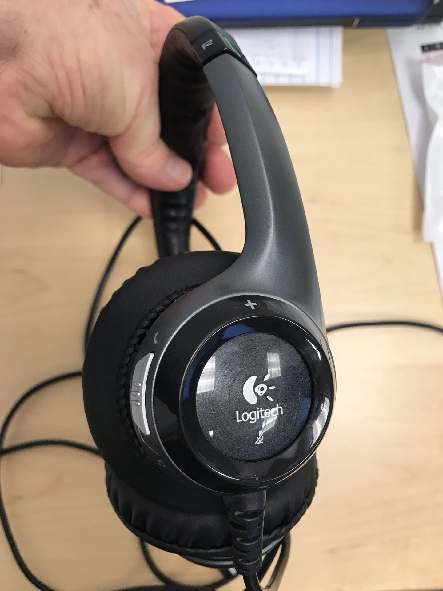 Logitec H530 USB headset with microphone
