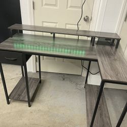 L-Shaped Gaming Desk – Like New! (Already Assembled!)