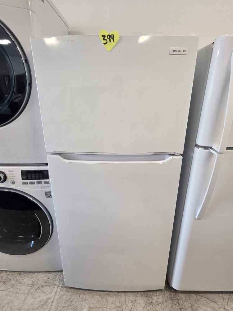 Top Freezer Refrigerator Used In Good Condition With 90days Warranty 