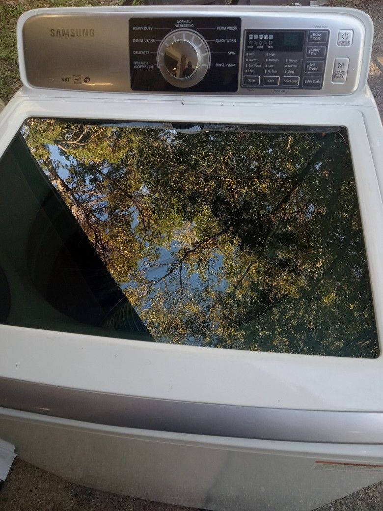 Like New Samsung Washer And Dryer