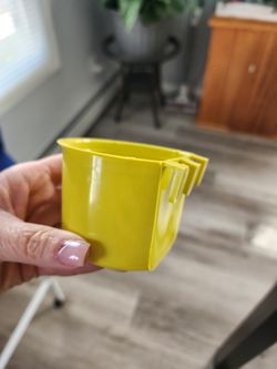 spoon of bird food 75 each cent