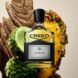 Creed Aventus Eau de Parfum Spray 3.3 fl oz / 100 mL Regular Size