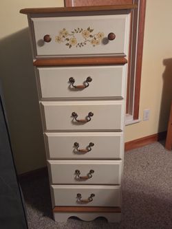 Little girls 3pc dresser set