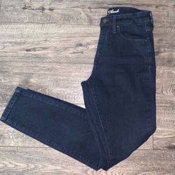 Universal Threads Dark Wash High Rise Skinny Jeans