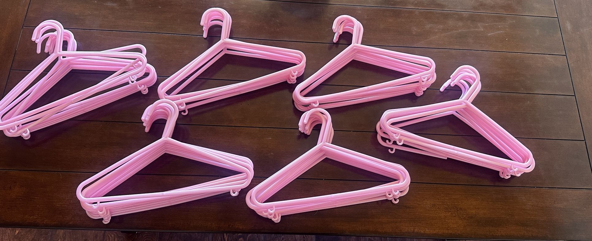 Pink Baby Hanger 60+
