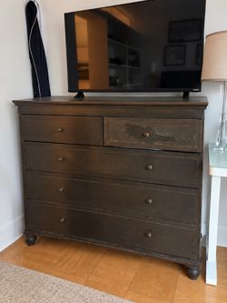 RH Dresser