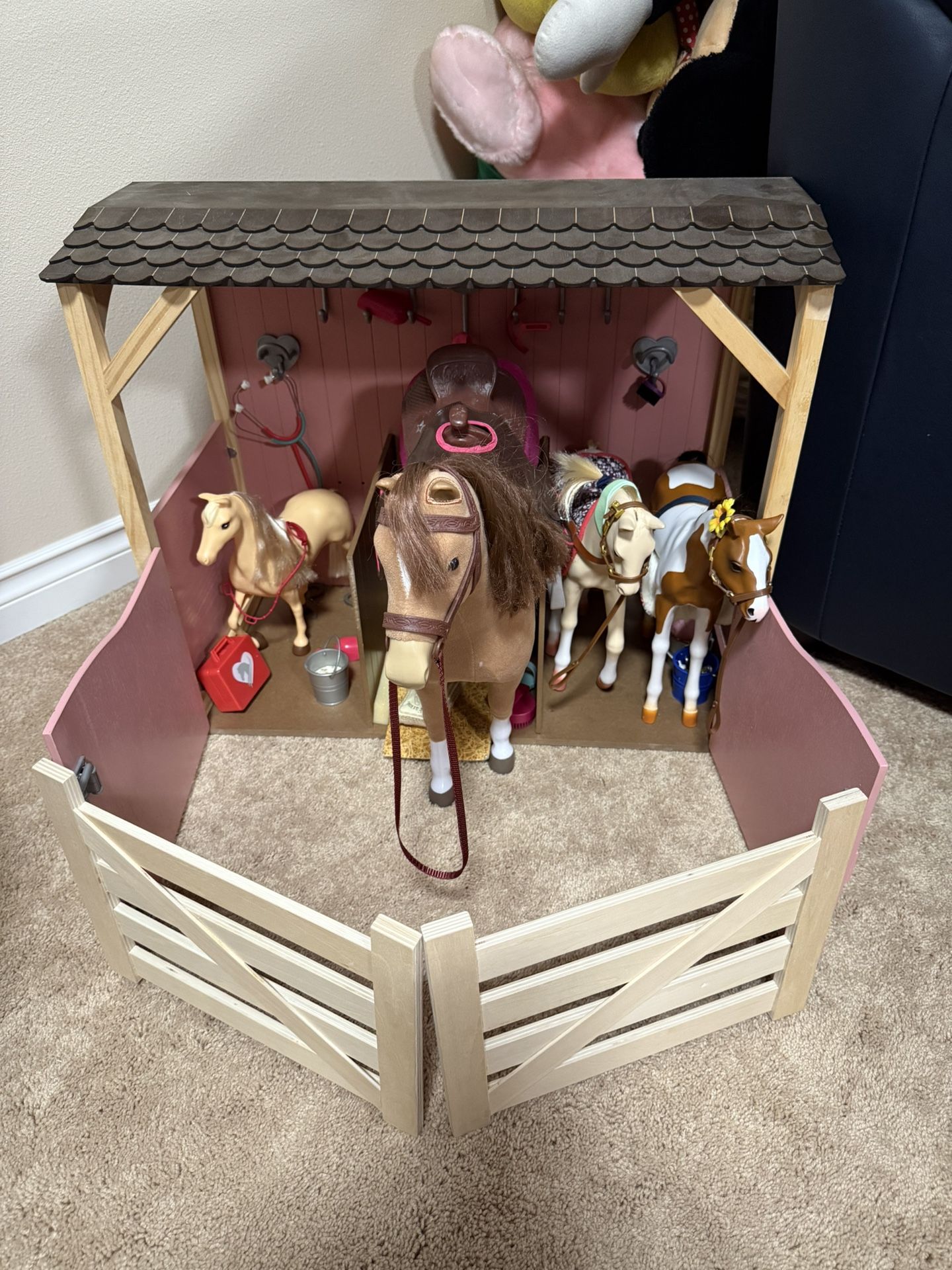 Our Generation Horse Stable 