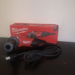 Milwaukee 4-1/2” Angle grinder 
