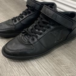 Louis Vuitton sneakers ( women)