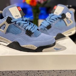 Jordan 4 UNC