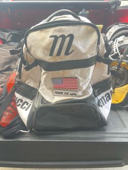 Marucci Dynamo Baseball / Softball Bat Pack Backpack - White & Black