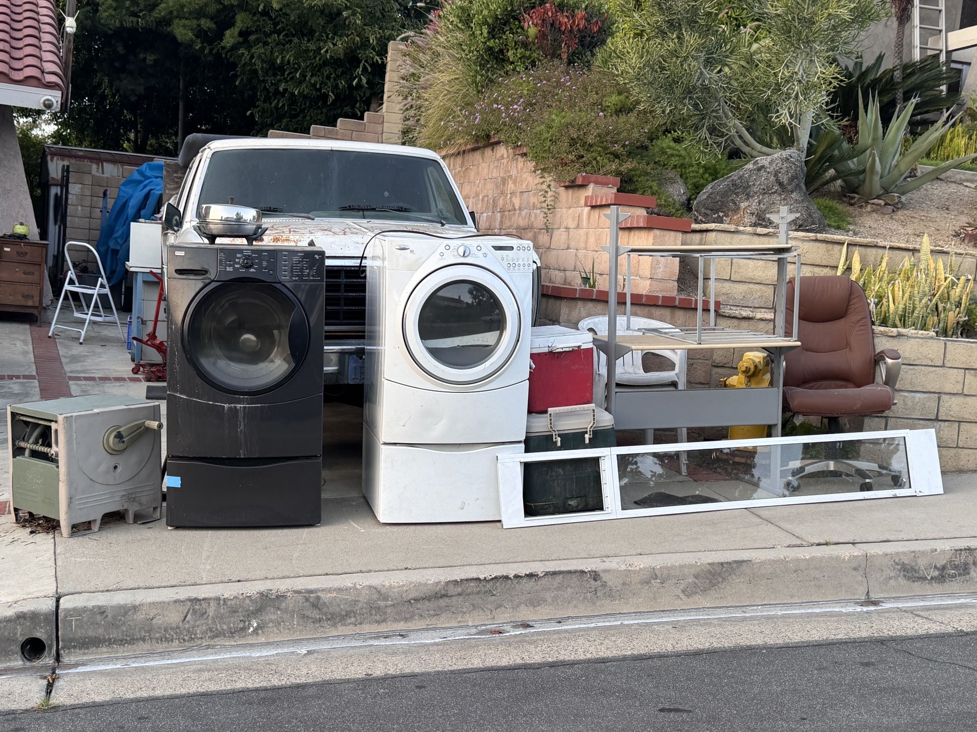 CURB ALERT!! FREE!!