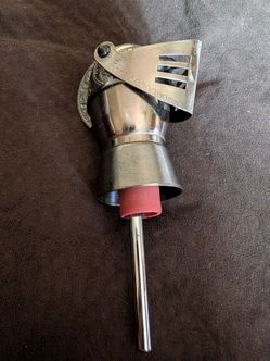 Midievil Knight liquor pourer